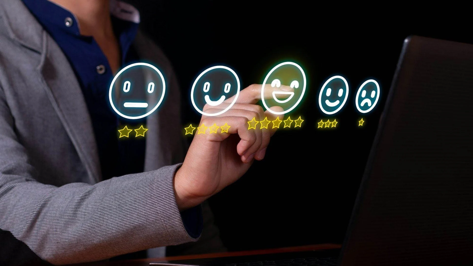 Men positively value the user experience in customer service.