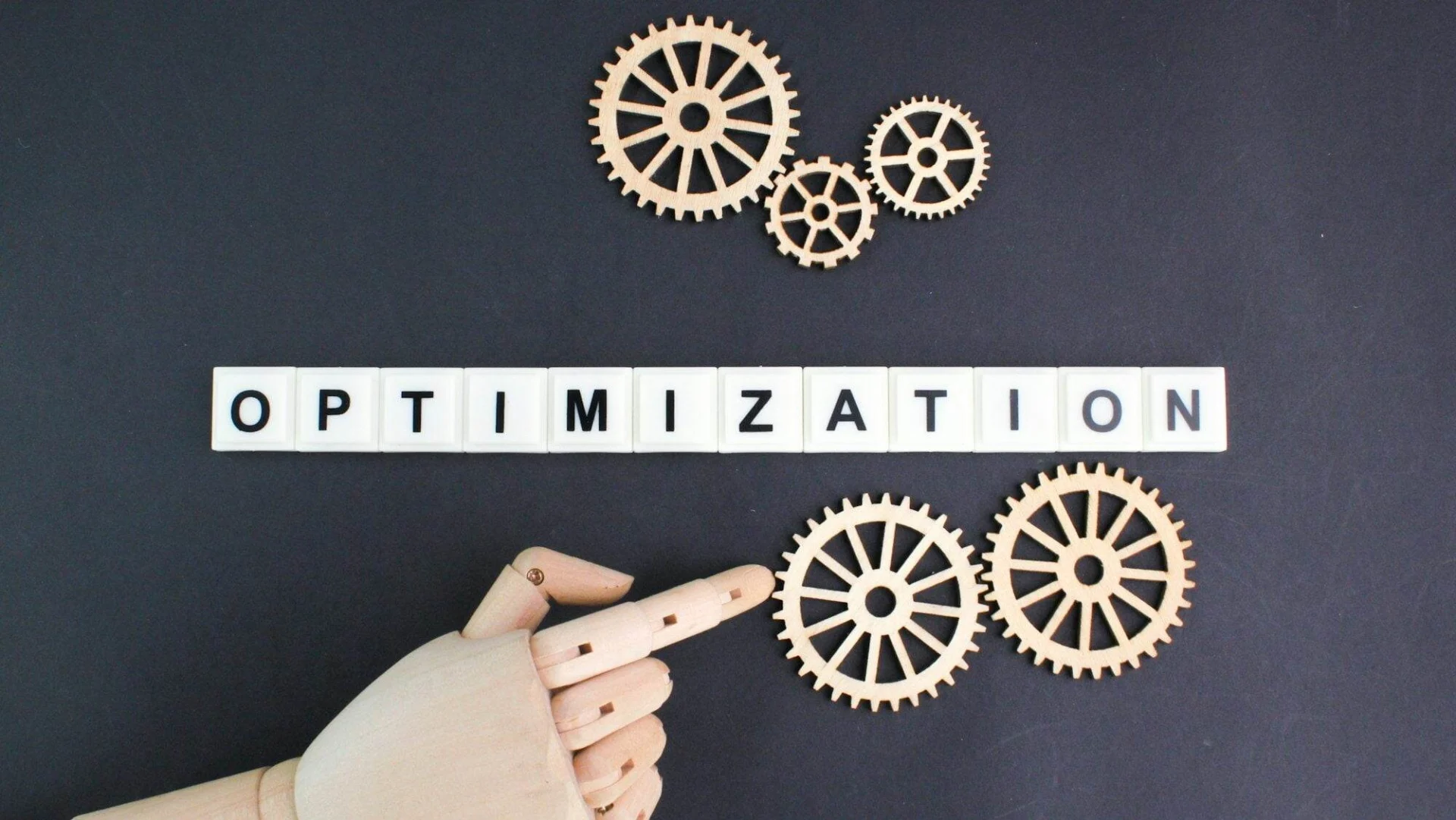 gear teeth with the word Optimization.